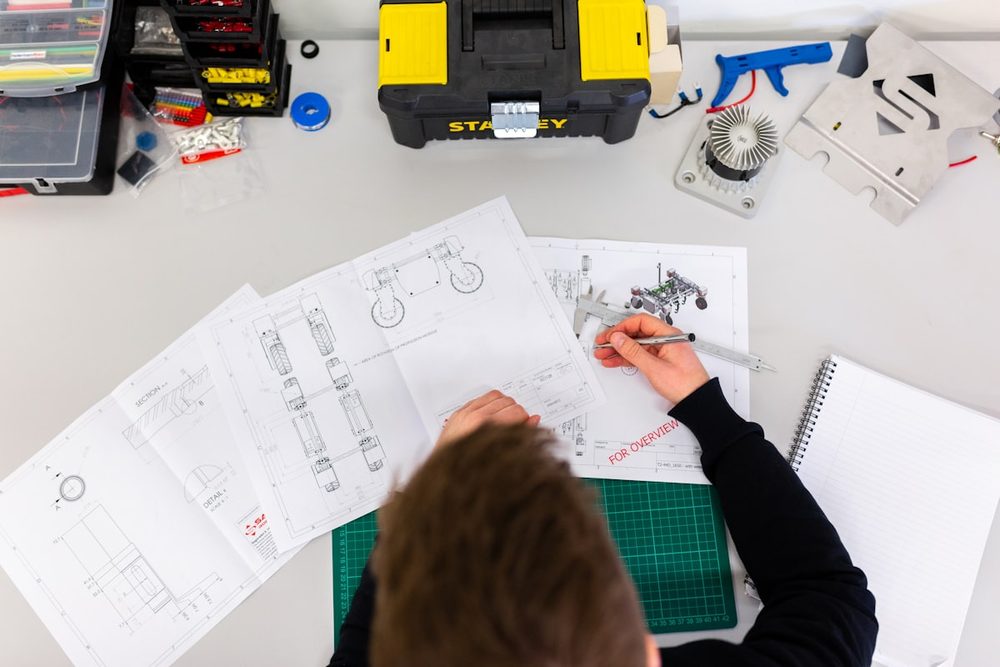 Selling made-to-order: e-commerce for a 3D-print studio